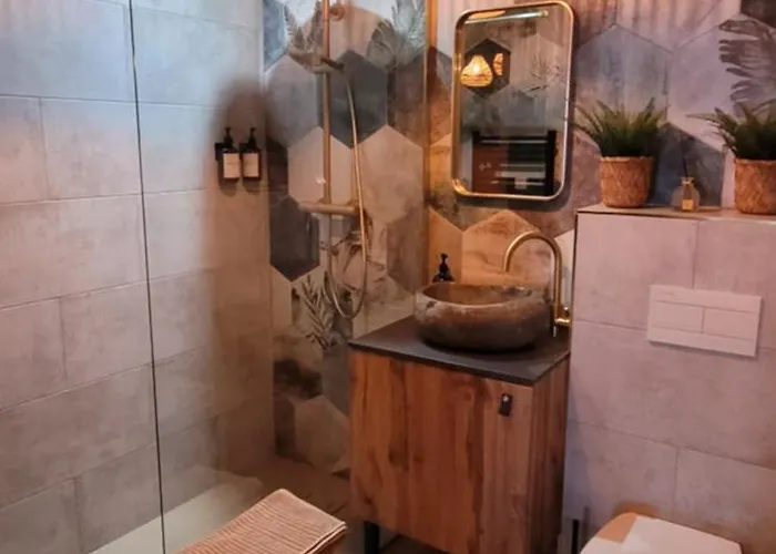 Апартаменты Amazo Nid Exotique Proche De Bordeaux